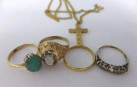 A collection of assorted jewellery incl. 9ct opal ring, 9ct quartz ring, silver and 9ct white stone