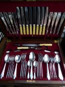 Eight Piece County Plate Cutlery Set, in the original presentation box.