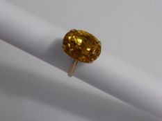 Lady`s Gold and Citrine Fancy Dress Ring, Approx. 14 cts