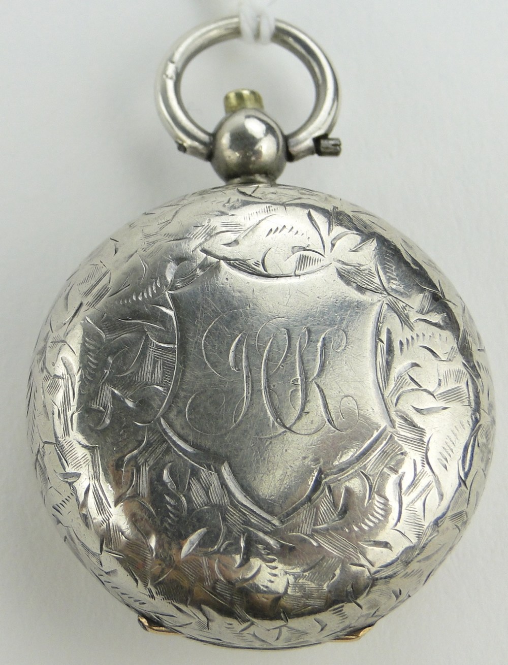 A Victorian engraved silver sovereign case, Birmingham 1892.