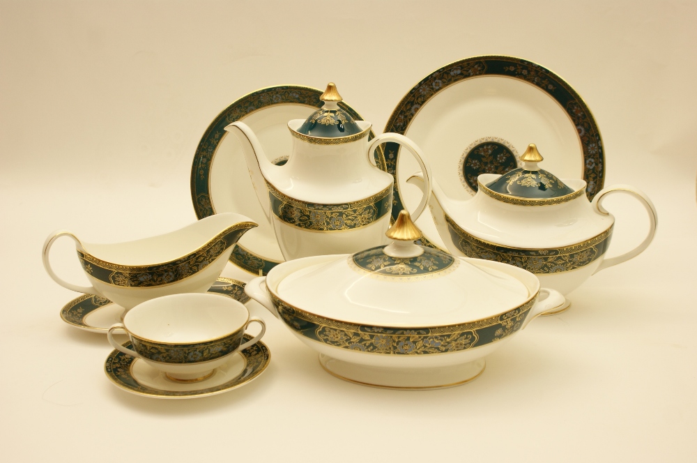 Royal Doulton Carlisle pattern china dinner, tea and coffee service comprising 14 dinner plates,