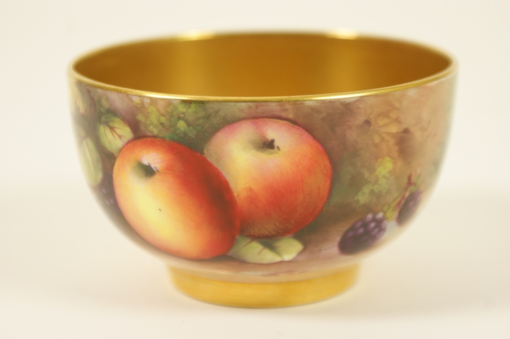 Royal Worcester fruit decorated sugar bowl by George Moseley, circa 1933, decorated with apples