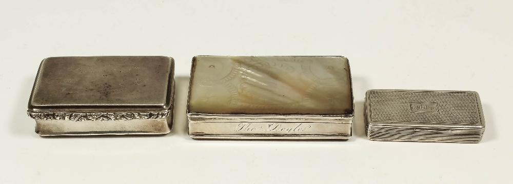 A George IV silver rectangular snuff box with cast floral and leaf scroll thumbpiece, 2.75ins x 1.