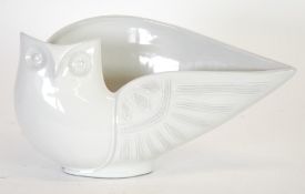 JONATHAN ADLER, MOULDED POTTERY BOWL, modelled as a stylised owl, white glazed, circular moulded