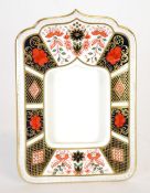 MODERN ROYAL CROWN DERBY JAPAN PATTERN (1128) CHINA PHOTOGRAPH FRAME with integral moulded basal