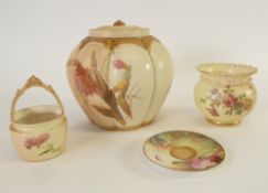 A LATE VICTORIAN ROYAL WORCESTER PORCELAIN POT POURRI with flat inner cover (outer pierced cover