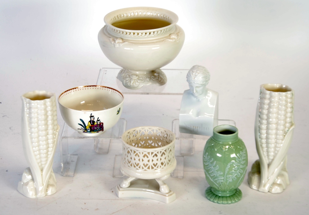 FOUR PIECES OF ROYAL WORCESTER  STYLE CREAM GLAZED PORCELAIN, comprising; PAIR OF CORN PATTERN