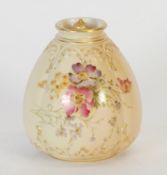 AN EARLY TWENTIETH CENTURY ROYAL WORCESTER BLUSH PORCELAIN POT POURRI JAR AND COVER, lobed form,