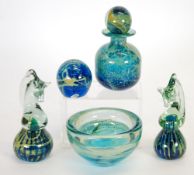 FIVE PIECES OF MDINA GLASS, comprising a pair of paperweights with seahorse pattern tops, heavy