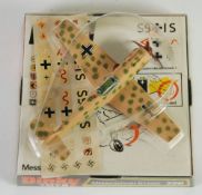 DINKY TOYS BOXED MESSERSCHMITT, B.f 109e MODEL No. 726 in dessert camouflage, almost mint with long