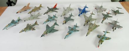 FIFTEEN DINKY TOYS DIECAST MODELS OF BRITISH MILITARY JET AIRCRAFT, includes Model 722 Harrier GR