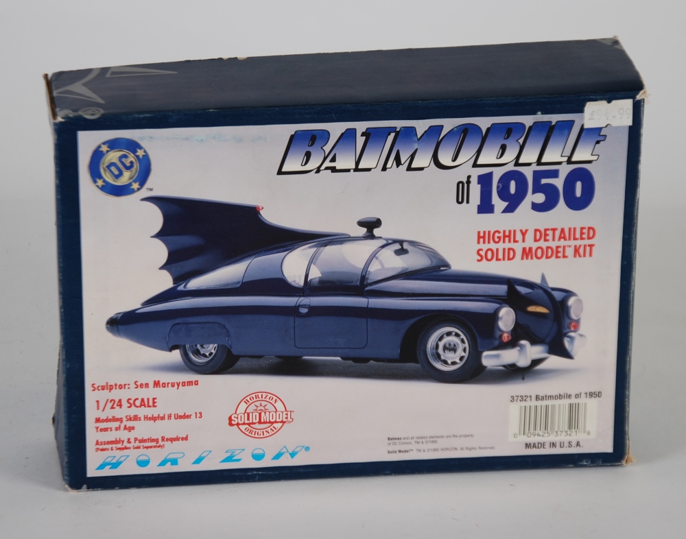 HORIZON 1/24 BATMAN SOLID MODEL KIT (USA.) 1950`s BATMOBILE (Mint/Box Mint) (1)