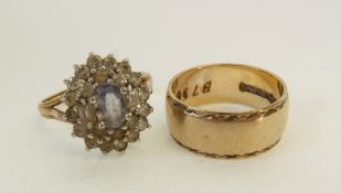 A 9CT GOLD WEDDING RING AND A 9CT GOLD SAPPHIRE AND PASTE SET CLUSTER RING, 8g gross (2)