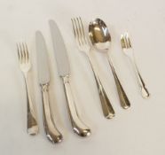 WARRIS`S, SHEFFIELD SILVER PLATE TABLE SERVICE OF RAT TAIL PATTERN CUTLERY PRINCIPALLY FOR NINE