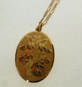 MODERN 9ct GOLD LARGE OVAL LOCKET ON FLAT LINKED CHAIN, 25.8gms gross