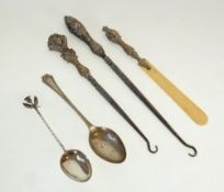 SILVER TEASPOON WITH THISTLE PATTERN TOP, Birmingham 1910, A SILVER TEASPOON WITH BEADED HANDLE,