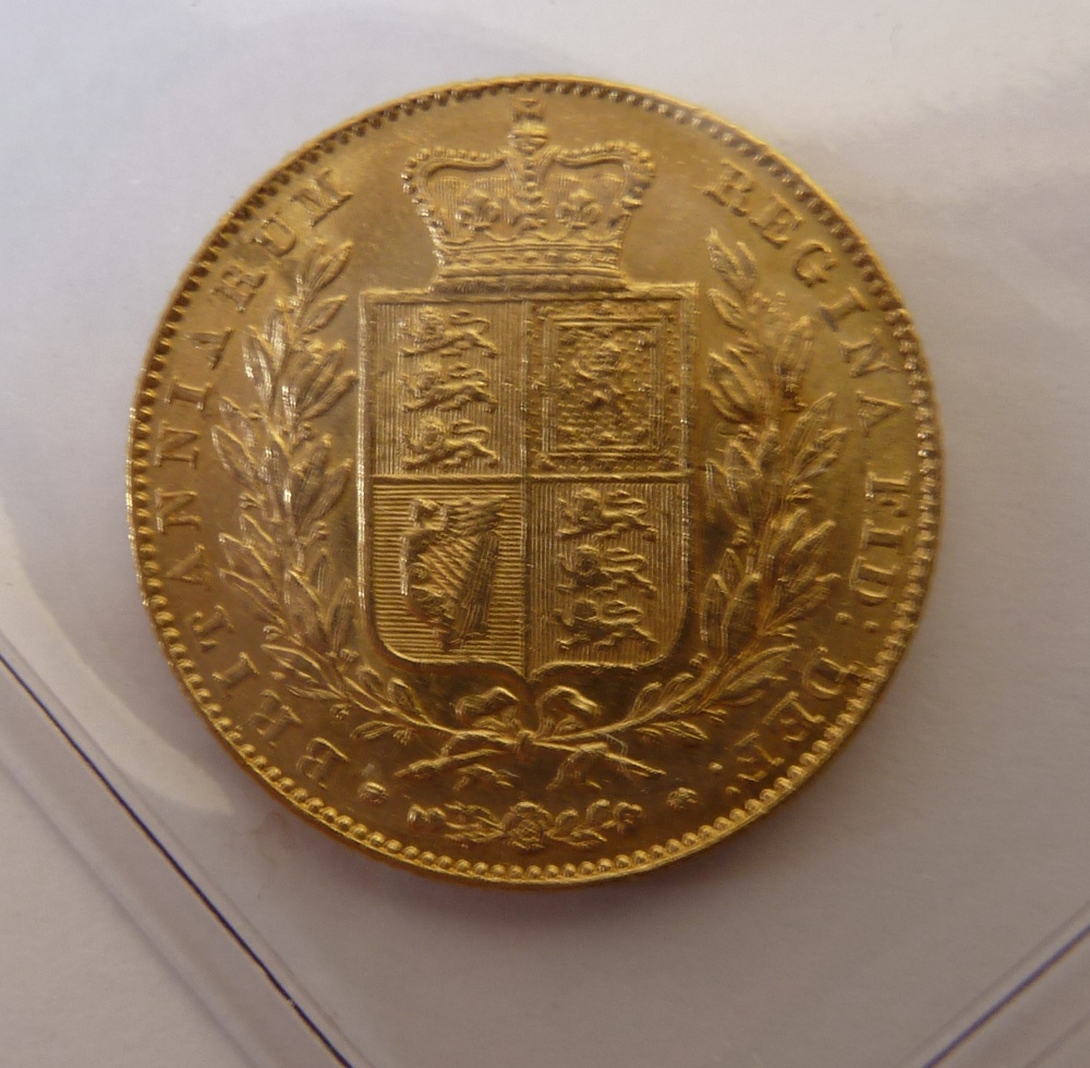 A QUEEN VICTORIA (1842) GOLD SOVEREIGN (extra fine)