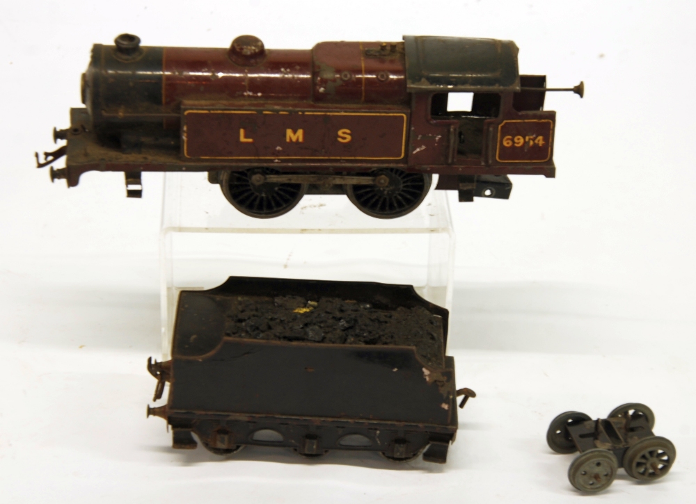 HORNBY `O` GAUGE PRE WORLD WAR II ELECTRIC NO. 2 LMS 4-4-2 TANK LOCO, No. 6954. (Missing bogie