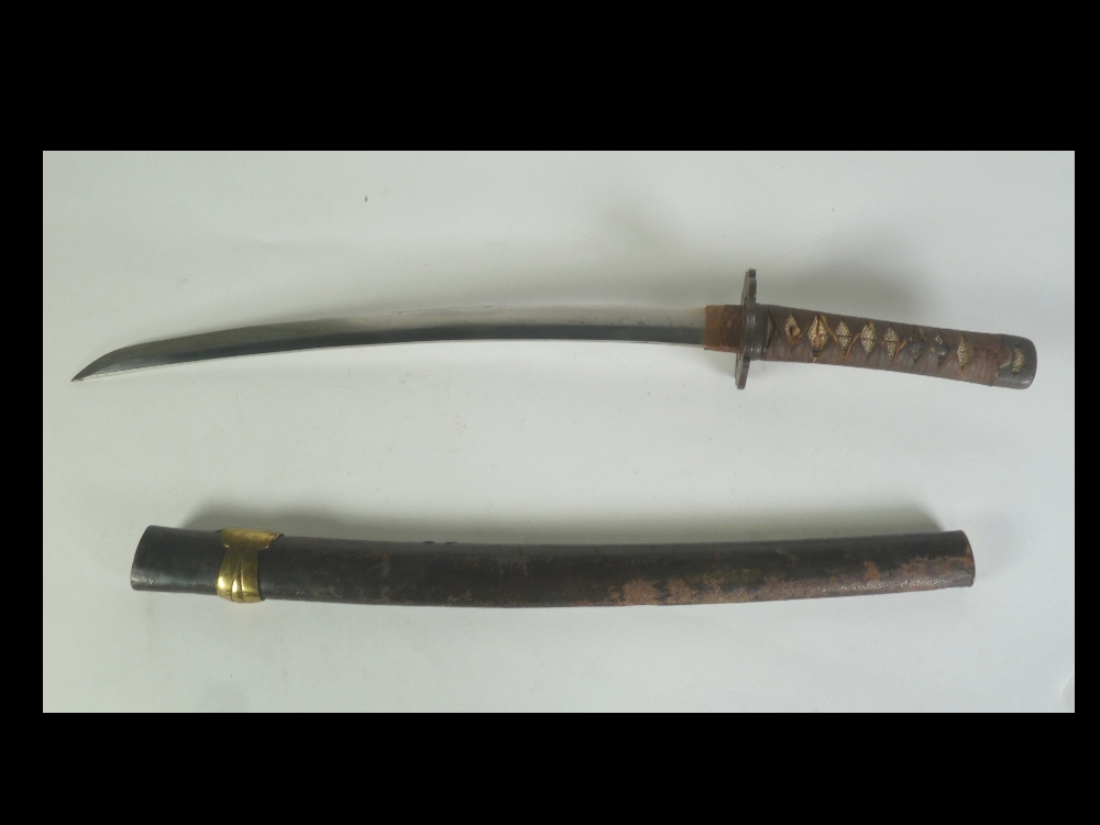 JAPANESE SWORD WAKAZASHI, having probably Eighteenth century 17 3/4" (45.1cm) long blade, the