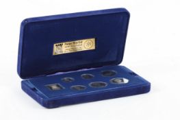 A 1977 Queens Silver Jubilee silver proof set, containing 6 coins and a plaque, minted by the Pobjoy