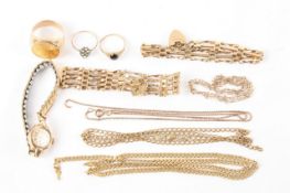 A collection of assorted gold jewellery, including two 9ct gate bracelet, an 1895 half sovereign