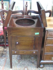 ANTIQUE MAHOGANY WASHSTAND FITTED WITH SINGLE DRAWER TO FRONT