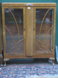 ART DECO STYLE WALNUT VENEERED TWO DOOR GLAZED DISPLAY CABINET