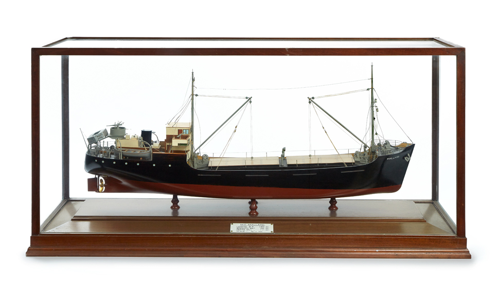 A BUILDER’S MODEL FOR THE CARGO SHIP M.V. MALLARD, BUILT BY SCARR OF HESSLE FOR THE GENERAL STEAM
