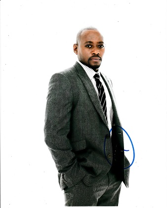 Omar Epps 8x10 c photo from House signed by Omar Epps in New York at TV upfronts week May 2014.