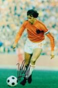 Johan Cryuff Signed 12 X 8 football photo. Good condition