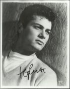 Tony Curtis signed 10 x 8 b/w young portrait photo. Good condition