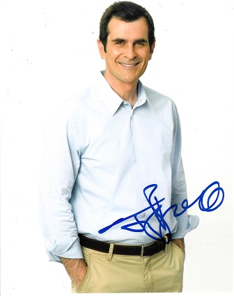 Ty Burrell 8x10 colour photo of Ty star of Modern Family, signed by him in NYC. Good condition Est.