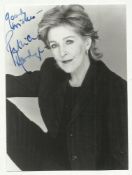 Patricia Hodge signed b/w photo. Fixed to A4 white sheet. Good condition