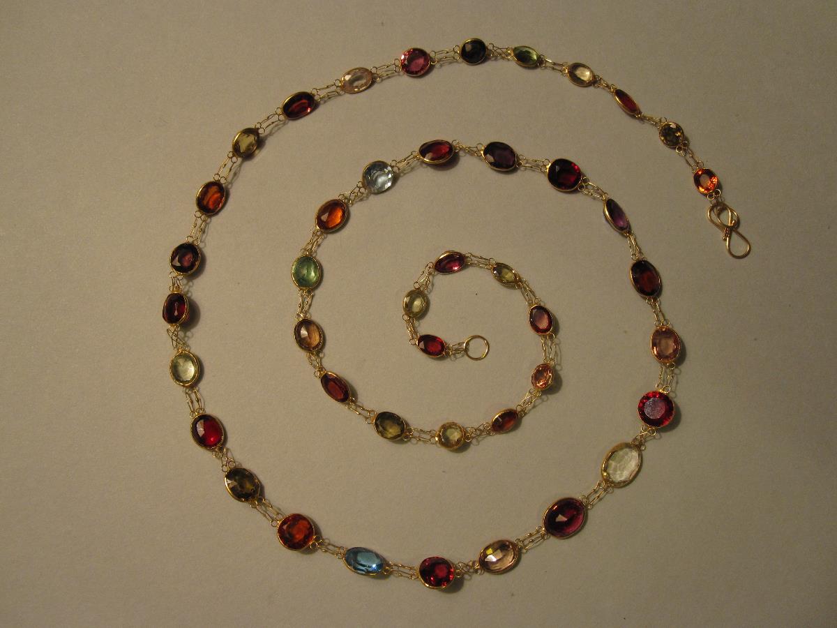 A multi-gemset necklace, designed as a fine chain set all along with gently graduated oval and - Bild 5 aus 5