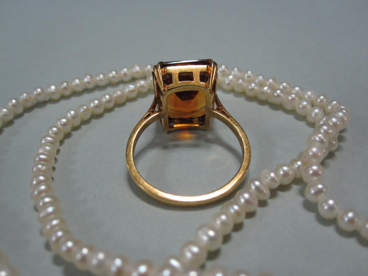 A collection of citrine and seed pearl jewellery, to include a single stone emerald cut sherry - Bild 6 aus 7