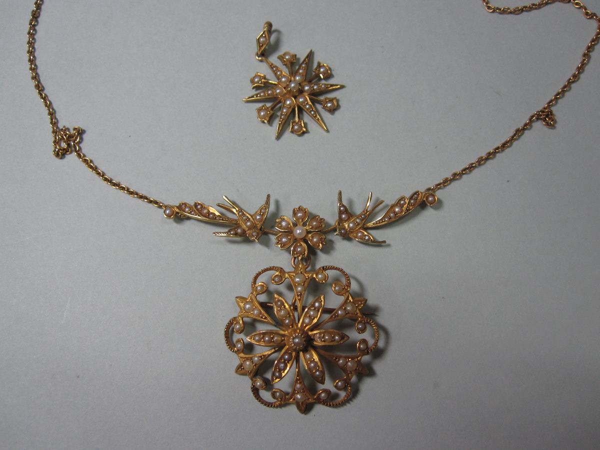 An antique seed pearl pendant necklace and associated brooch, the necklace designed with swooping - Image 7 of 8