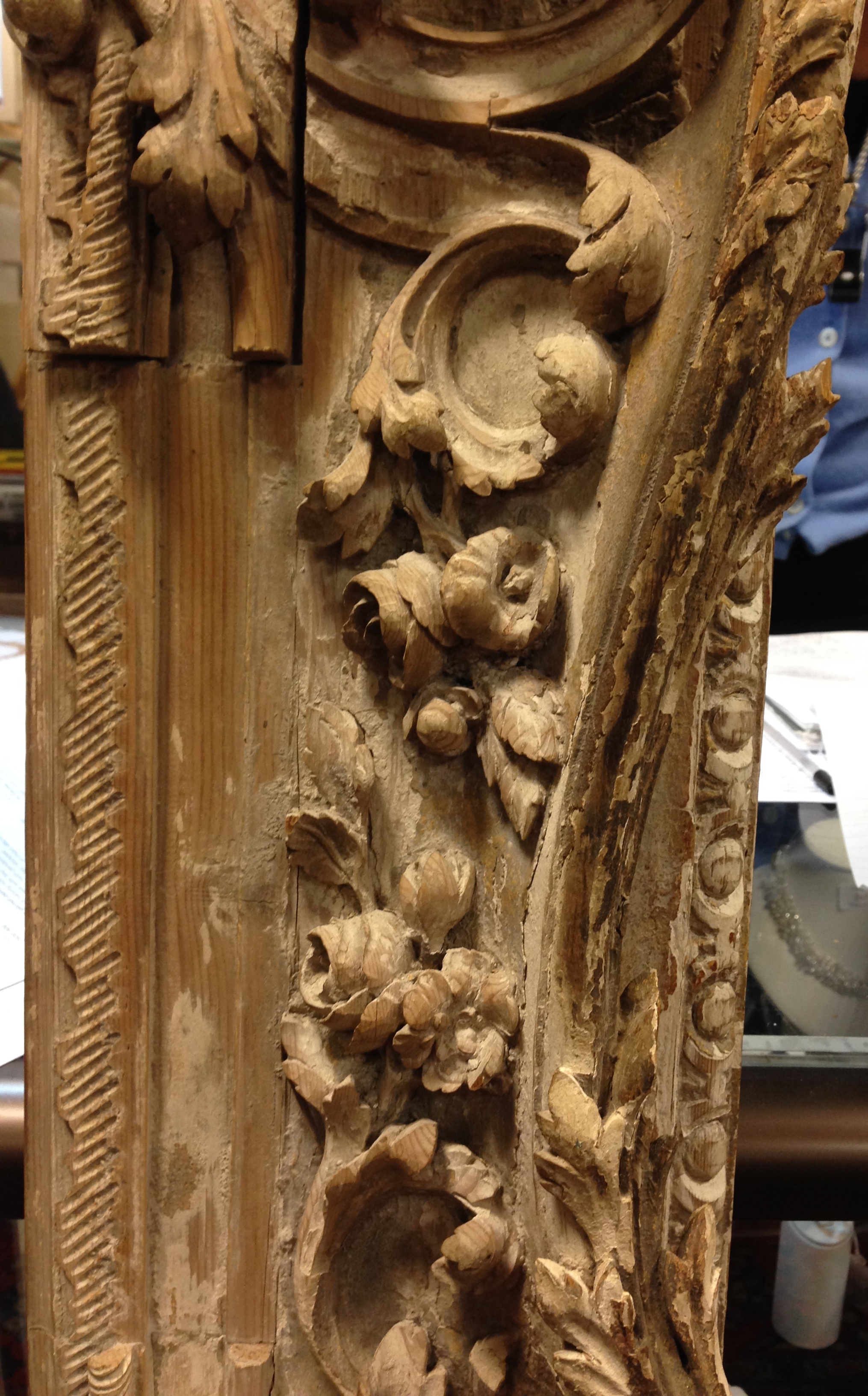 A carved late 18th/early 19th Century swept frame, previously gilded, sight size 84 x 102cm, - Image 5 of 7