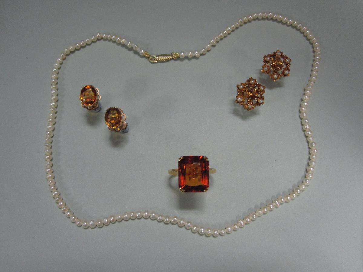 A collection of citrine and seed pearl jewellery, to include a single stone emerald cut sherry