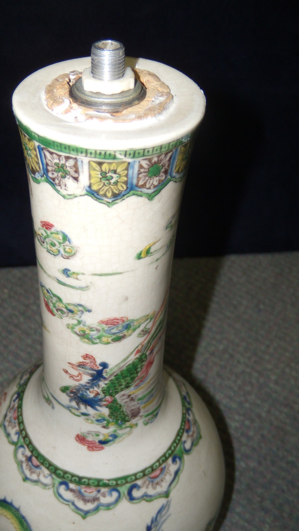 Two famille verte vases/lamps, the slightly tapering cylindrical sides of the taller painted with - Image 4 of 4