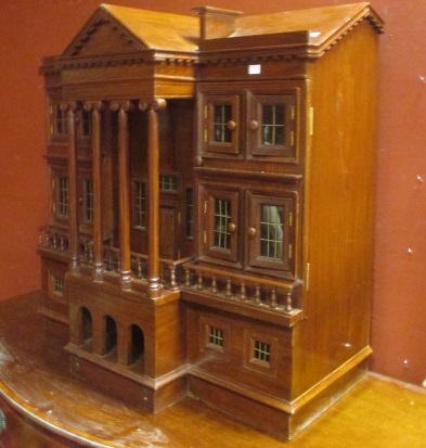 A 20th century Georgian style mahogany dolls house,85 (h) x 81 (w) x 45 (d) cm - Image 2 of 2