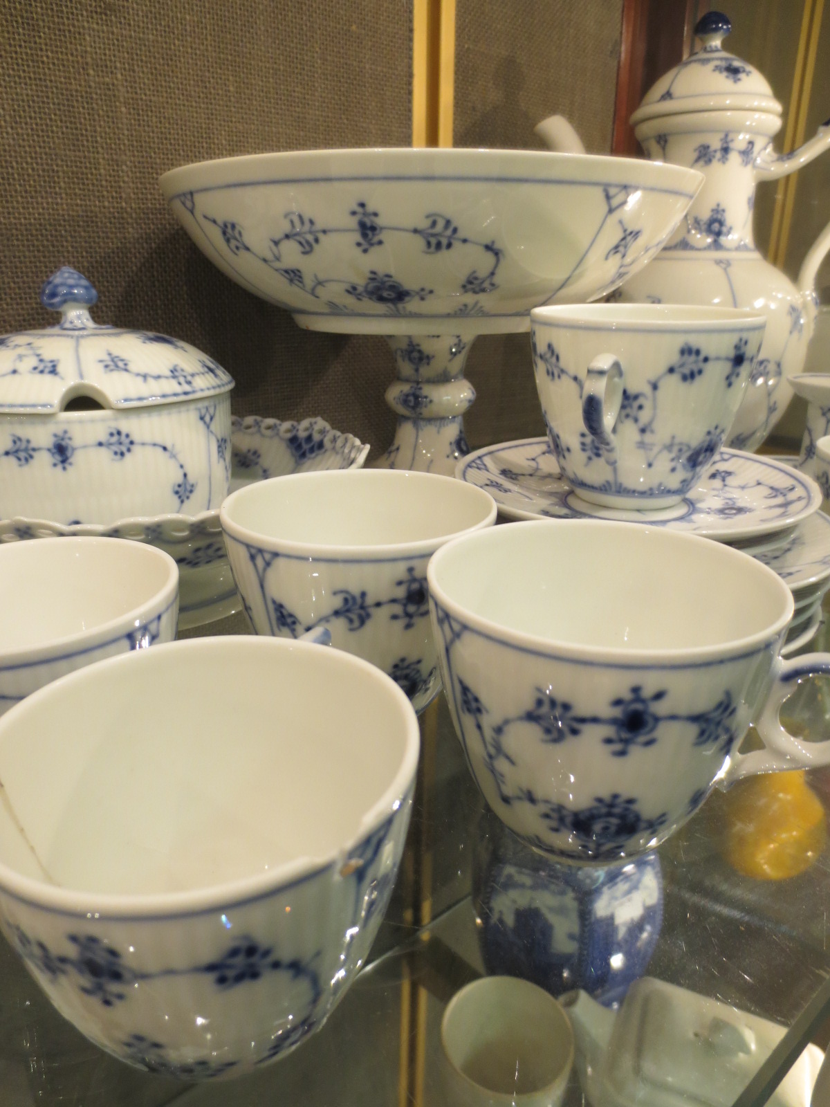 A collection of Copenhagen blue and white flowering onion pattern tea wares