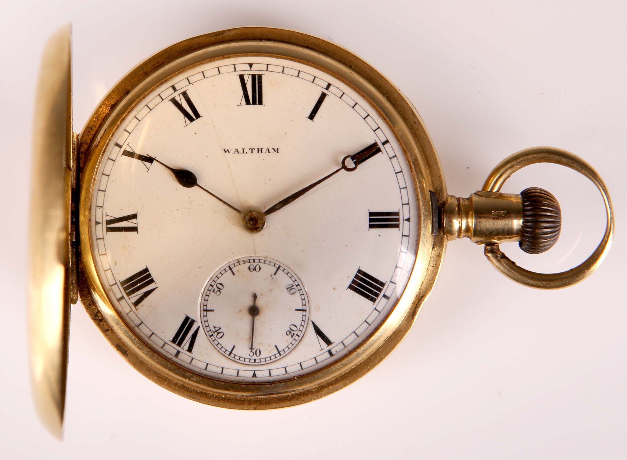 An antique 18ct gold cased Waltham full hunter pocket watch, (AF).