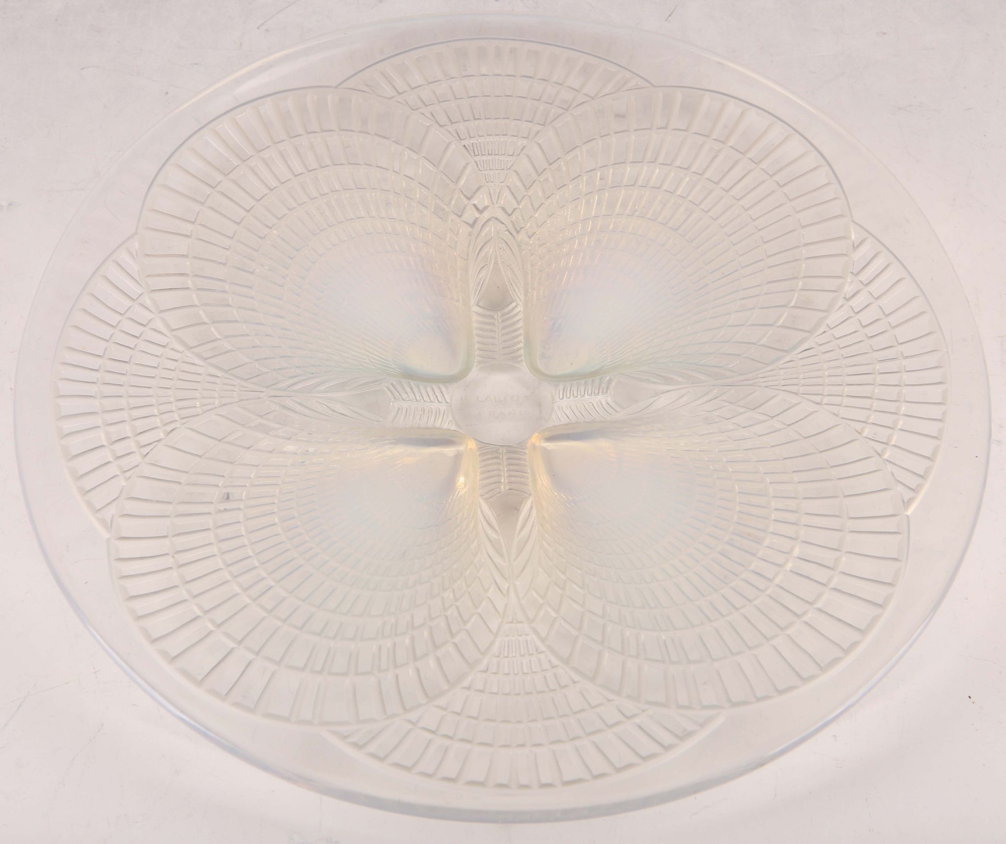 R. Lalique (France), `Coquilles` pattern opalescent plate, 26.6cm dia, etched No3010 pre 1945 mark.