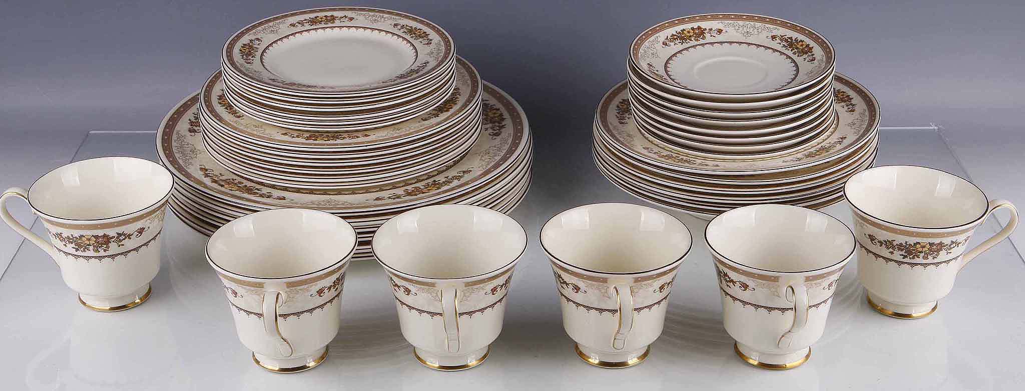 A Minton `Roxburgh` pattern set of dinner and tea ware for six, comprising six dinner six side,