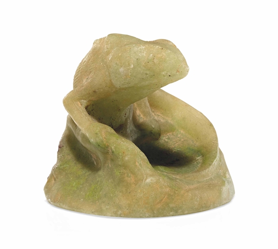 AN ALMERIC WALTER (1870-1959) PATE-DE-VERRE ‘CHAMELEON’ PAPERWEIGHT
CIRCA 1925
Modelled and cast