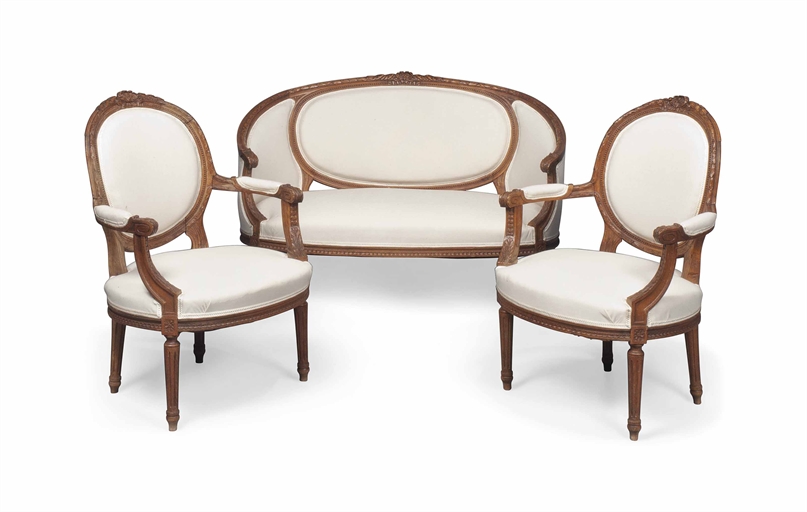 A FRENCH BEECH PART SALON SUITE
OF LOUIS XVI STYLE, LATE 19TH / EARLY 20TH CENTURY
Comprising a