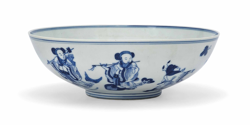 A CHINESE BLUE AND WHITE BOWL
GUANGXU UNDERGLAZE BLUE SIX-CHARACTER MARK AND OF THE PERIOD (1875-