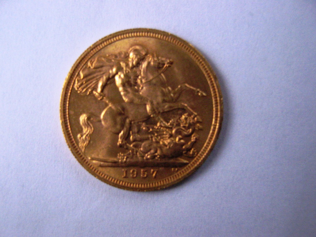 1957 Gold Sovereign