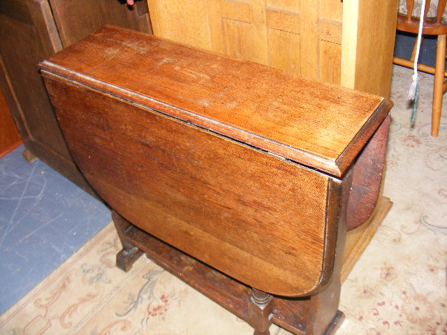 Oak Drop Leaf Table