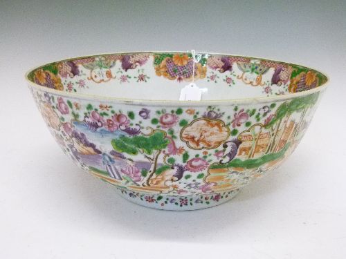 Early 19th Century Chinese Famille Rose `European Subject` hunting bowl having typical painted - Image 4 of 9